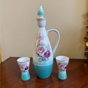 Floral mid century porcelain sake set with Cups